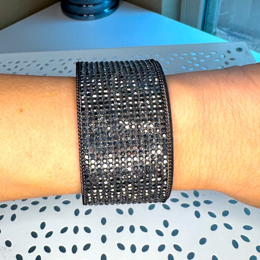 Bling Rhinestone Black Leather Snap Bracelet